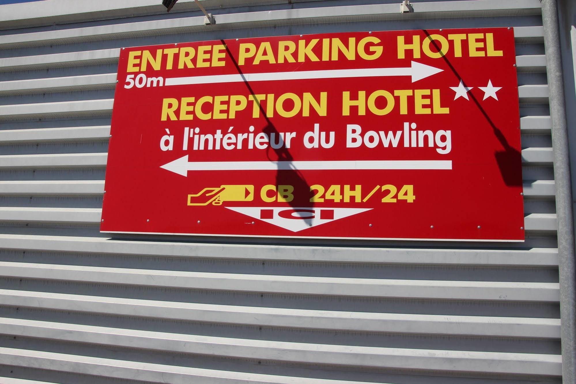 Cit'Hotel Restaurant Du Bowling De มีโญ ภายนอก รูปภาพ